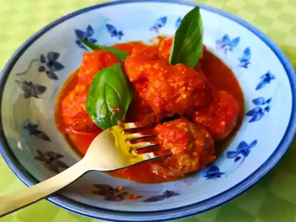 Receta Albóndigas caseras en salsa. muy jugosas y fáciles