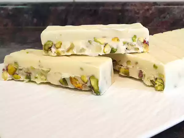 Receta Turrón de chocolate blanco y pistacho
