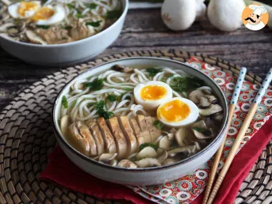 Receta Ramen de pollo ¡la versión fácil de esta emblemática sopa asiática!