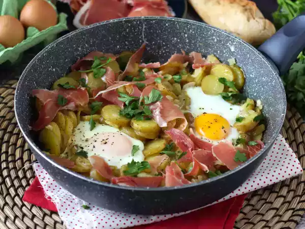 Receta Huevos rotos, la receta tradicional ahora con menos calorías