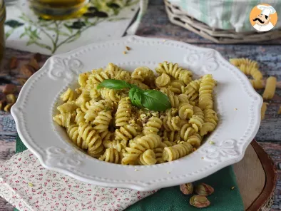 Receta Fusilli con pesto de pistachos, una pasta deliciosa y fácil de preparar