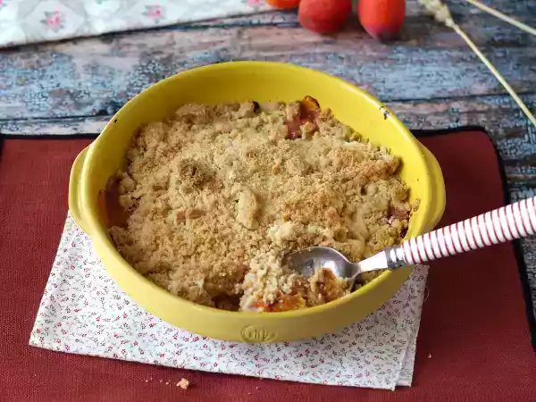 Receta Crumble de albaricoque, un postre muy crujiente y fácil