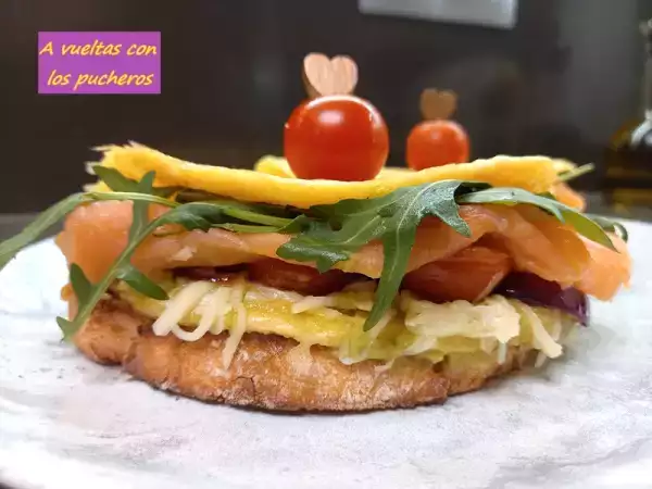 Receta Tosta de tortilla rellena