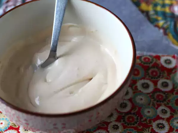 Receta Salsa para pollo crujiente estilo poulet crousty: cremosa, suave y adictiva