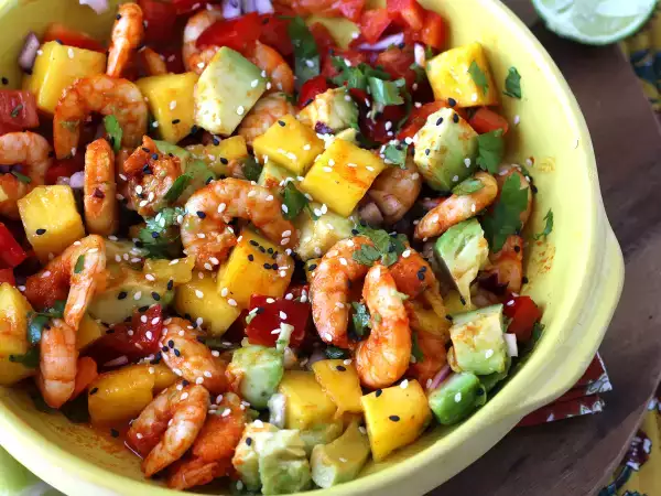Receta Ensalada de gambas y mango: fresca, colorida y llena de sabor