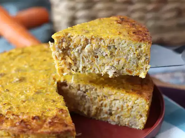 Receta Quiche sin masa de atún, zanahorias y queso cottage: fácil y rica en proteínas