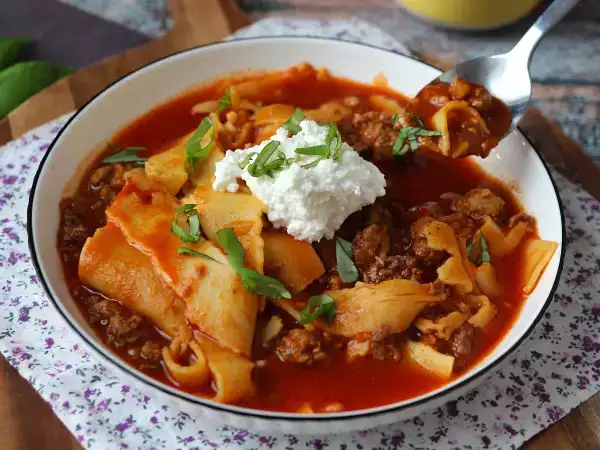 Receta Sopa de lasaña con carne, ricotta y parmesano