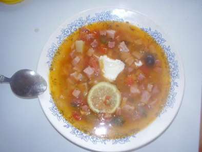 Receta Sopa de invierno rusa: solianka