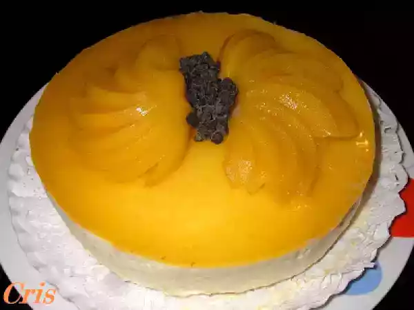 Receta Tarta mousse de melocotón y queso.