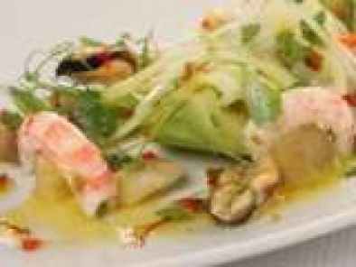 Receta Ensalada de frutos de mar con vinagreta de azafran