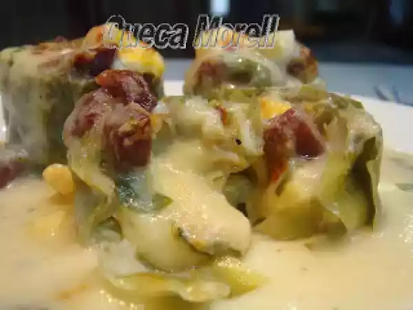 Receta Alcachofas rellenas gratinadas.