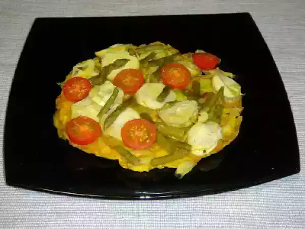 Receta Frittata de alcachofas, espárragos y tomates cherry