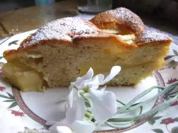 Receta Bizcocho de manzanas enteras