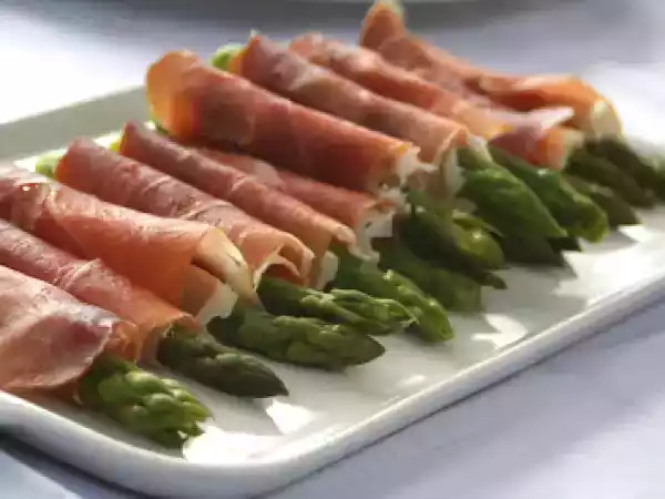 Receta Espárragos con jamón serrano
