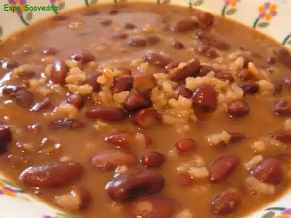 Receta Alubias pintas con arroz