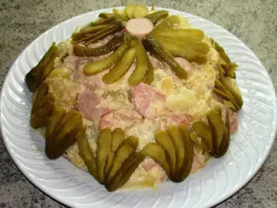 Receta Receta ensalada de patatas con salchichas y pepinillos en vinagre