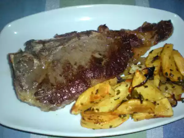 Receta Chuletón de ternera con patatas al horno