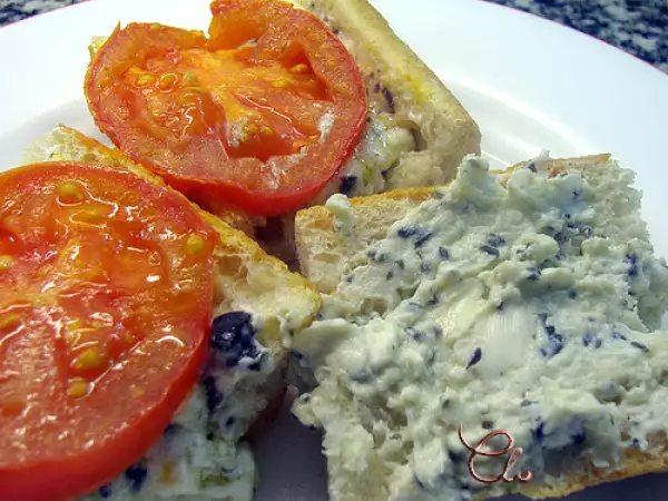 Receta Paté de queso de cabra con aceitunas