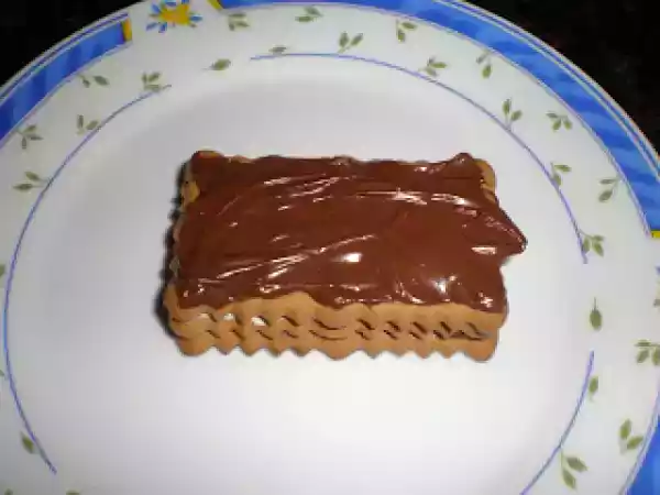 Receta Postre de galletas, nata y nutella