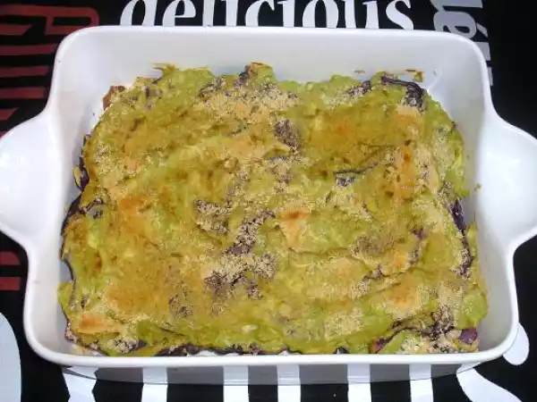 Receta Gratén de lombarda con tofu ahumado y aguacate