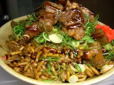 Receta Sobameshi - Fideos y arroz fritos