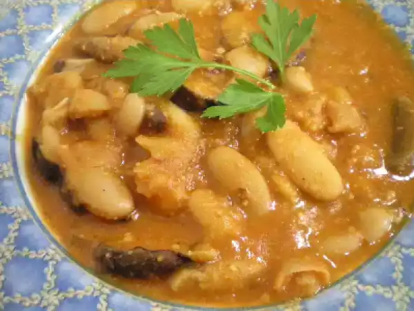 Receta Potaje de setas y alubias.