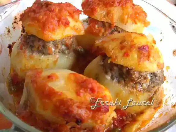 Receta Patatas al horno rellenas de ternera