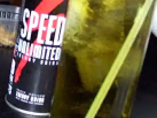 Receta Vodka con speed (vodka con energizante)