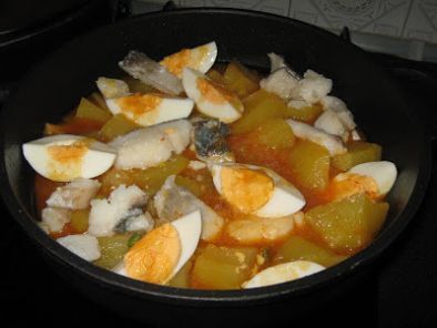 Receta Patatas con bacalao y huevos duros