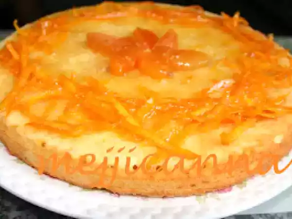 Receta Tarta de naranja bañada con almíbar