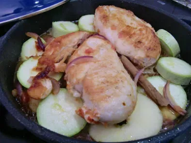 Receta Pechuga de pollo con manzana y calabacín