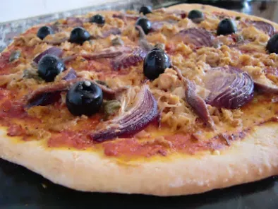 Receta Pizzas educativas y una de anchoas, atún y alcaparras