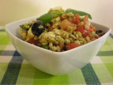 Receta Ensalada de grano de trigo mediterránea (mediterranean white wheat salad)