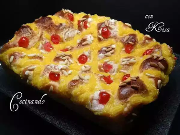 Receta Coca san joan con piñones y fruta confitada (thermomix y horno tradicional)