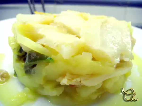 Receta Patatas a lo pobre con bacalao confitado