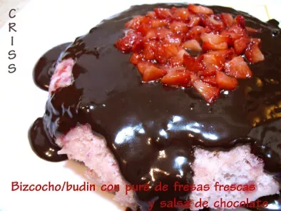 Receta Bizcocho-budin de fresas frescas y salsa de chocolate