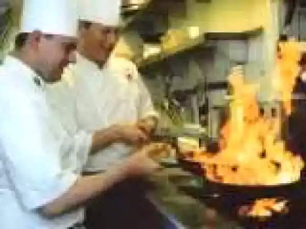 Receta Manchego queso y ensalada picante española