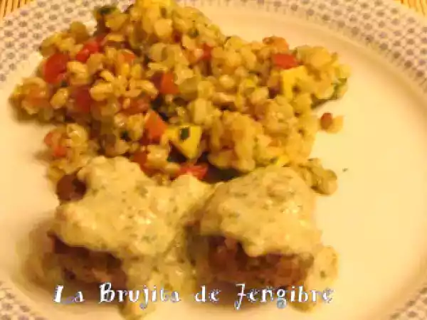 Receta Koftas con salsa de yogurt...un hechizo perfecto!!!