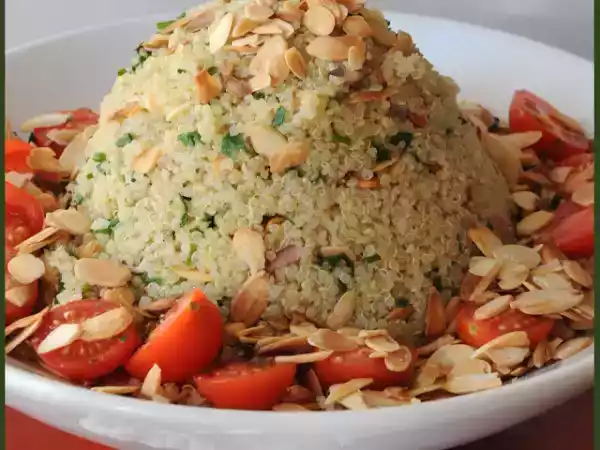 Receta Quínoa con tocino y almendras