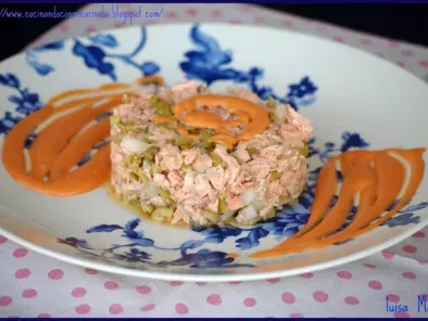 Falso tartar de salmón con aceitunas