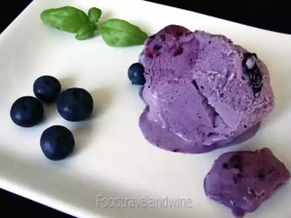 Receta Helado de arándanos cremoso