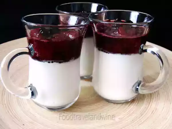 Receta Panna cotta con arándanos