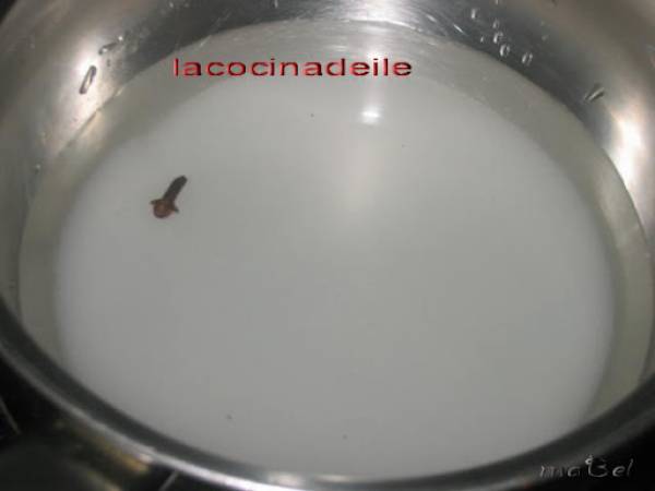 Yemas caramelizadas con coco - Preparación paso 1