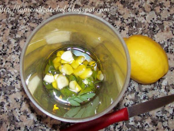 Zamburiñas con su aliño de ajo y perejil - Preparación paso 1