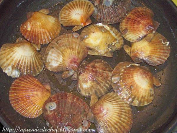 Zamburiñas con su aliño de ajo y perejil - Preparación paso 2