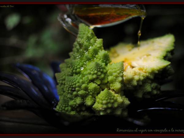 Romanesco al vapor con vinagreta de naranja - Preparación paso 3