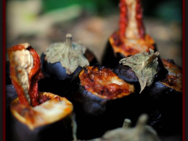 Berenjenas baby rellenas con tomate seco y puerros - Preparación paso 2