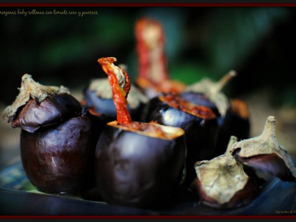 Berenjenas baby rellenas con tomate seco y puerros - Preparación paso 5