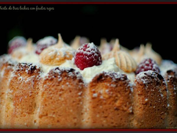 Tarta de tres leches con frutos rojos - Preparación paso 1