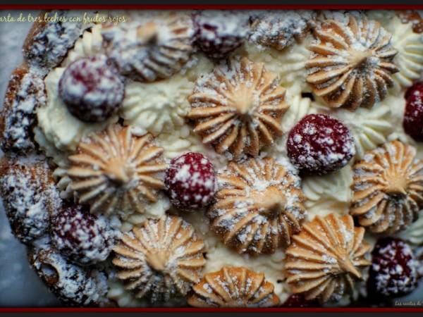Tarta de tres leches con frutos rojos - Preparación paso 5